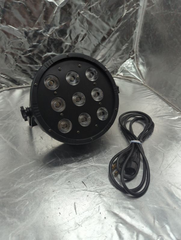 Photo 2 of Stage Right by Monoprice 9x10W Quad LED Flat PAR RGBW Stage Wash Light 90W Output
