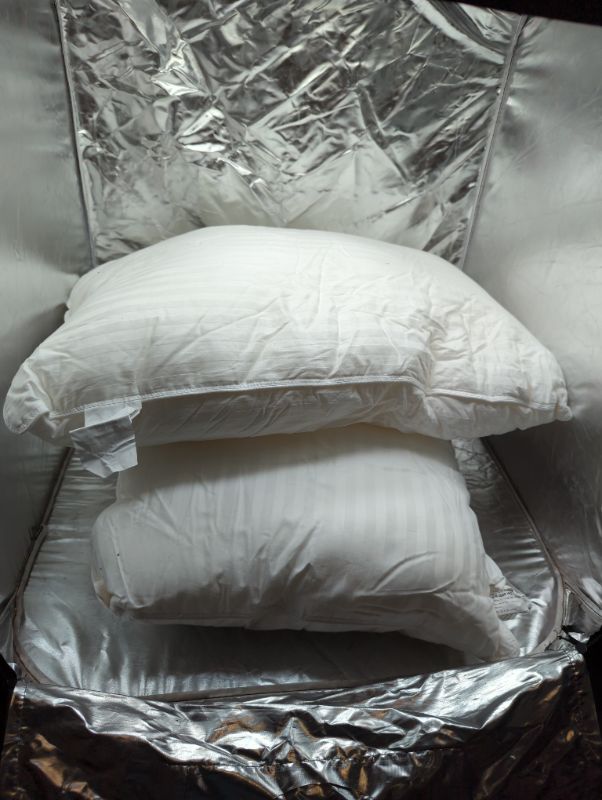 Photo 2 of Beckham Hotel Collection Bed Pillows Standard / Queen Size Set of 2 - Down Alternative Bedding Gel Cooling Pillow for Back, Stomach or Side Sleepers
