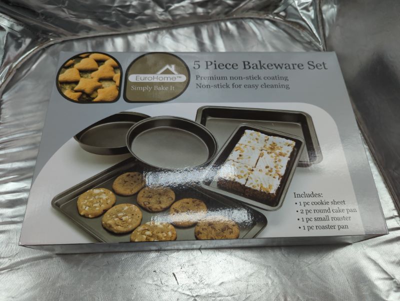 Photo 2 of Euro Home - 5 - Piece - Bakeware Set