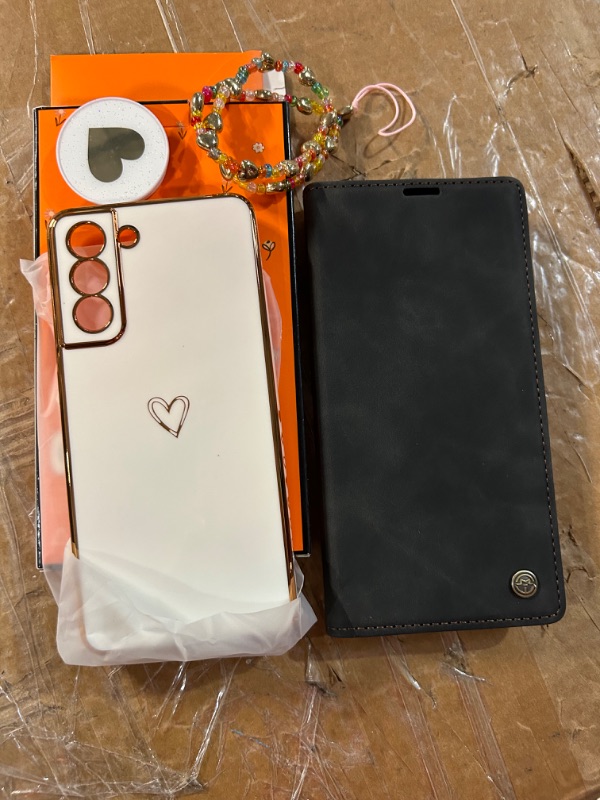 Photo 1 of **MISCELLANEOUS BUNDLE**
