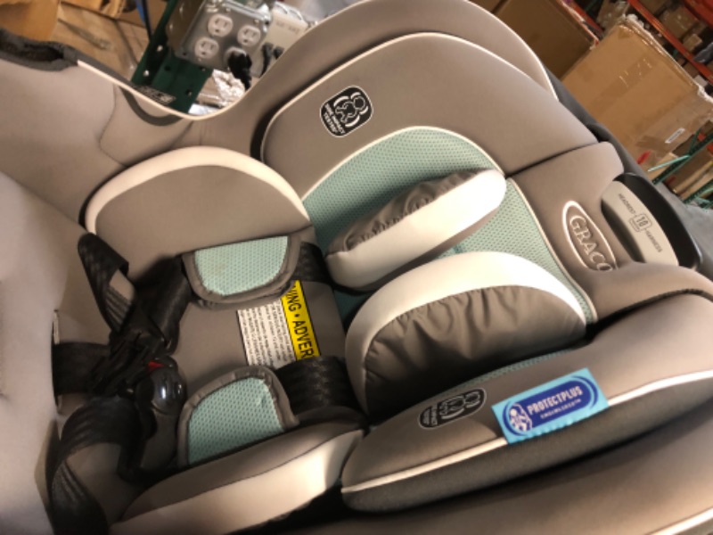 Photo 2 of Graco Extend2Fit Convertible Car Seat, Ride Rear Facing Longer with Extend2Fit, Spire 2-in-1 Spire