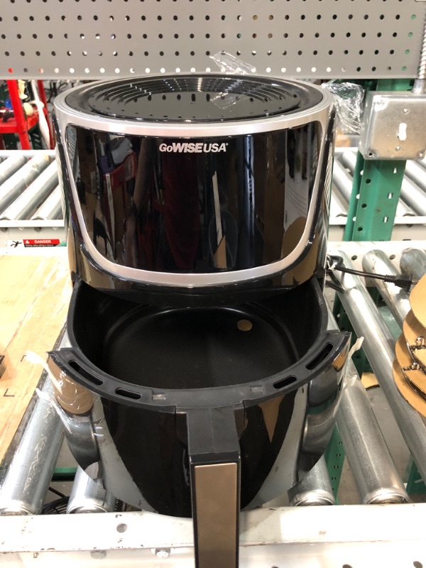 Photo 2 of * item does not power on * sold for parts or repair *
GoWISE USA GW22956 7-Quart Electric Air Fryer with Dehydrator & 3 Stackable Racks,