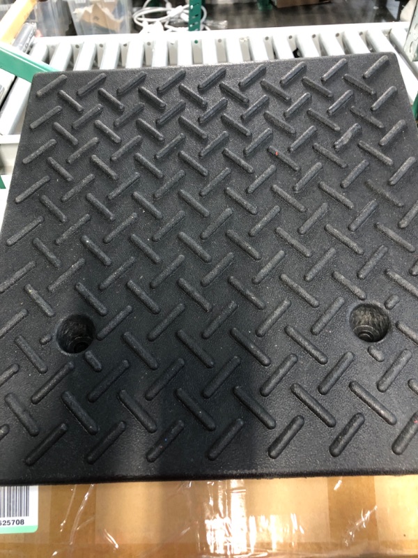 Photo 3 of Kiviynay Rubber Curb Ramp 19.6" × 19.6" × 6" Heavy Duty Portable Threshold Ramp Industrial Grade Rubber Ramp for Cars, 