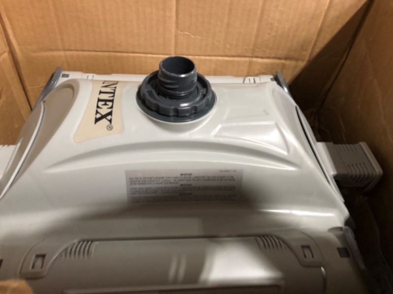 Photo 1 of **PARTS ONLY***SEE NOTES**
Intex Above Ground Swimming Pool Automatic Vacuum Cleaner w/ 1.5 Fitting HOSE NOT INCLUDED