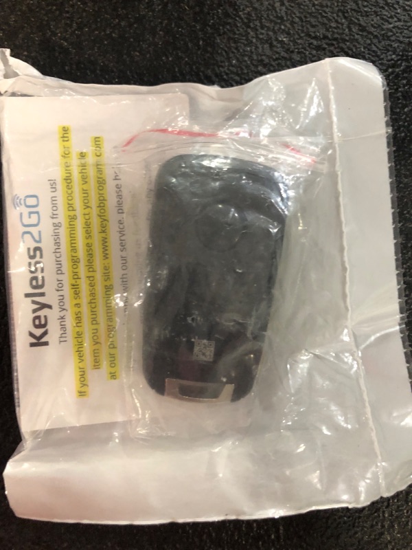 Photo 1 of Keyless2Go Replacement for New Keyless Remote 5 Button Flip Car Key Fob for Vehicles That Use FCC OHT01060512 with Uncut Transponder Ignition Car Key High Security Laser Sidemill B119 HU100