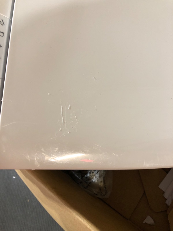 Photo 1 of **FOR PARTS ONLY**  TOTO SW3084#01 WASHLET C5 Electronic Bidet Toilet Seat with PREMIST and EWATER+ Wand Cleaning, Elongated, Cotton White C5 Elongated Cotton White