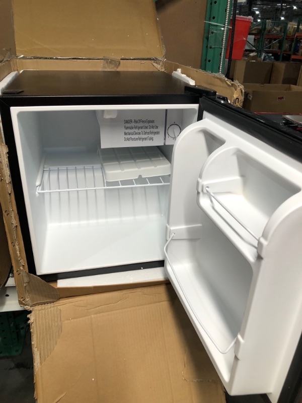 Photo 2 of Walsh WSR17S5 Compact Refrigerator, 1.7 Cu.Ft Single Door Fridge