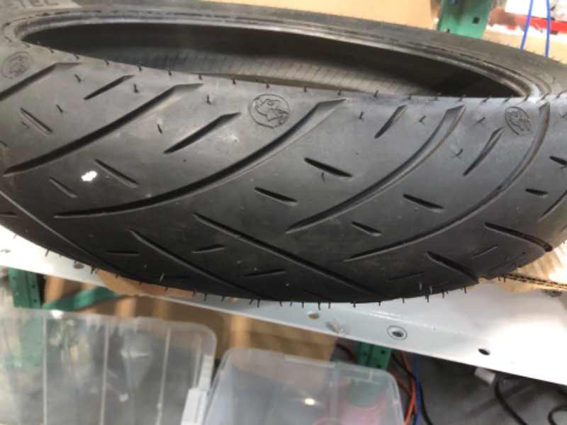 Photo 2 of Metzeler ME888 Marathon Ultra Front Tire (130/60B-19)