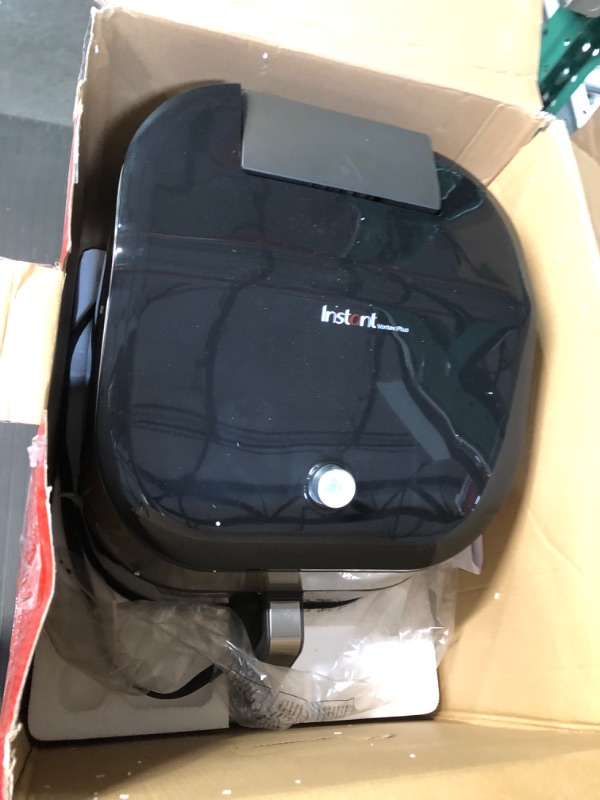 Photo 2 of **PARTS ONLY**
Instant Vortex Plus 6-Quart Air Fryer Oven, From the Makers of Instant Pot Stainless Steel 6QT ClearCook