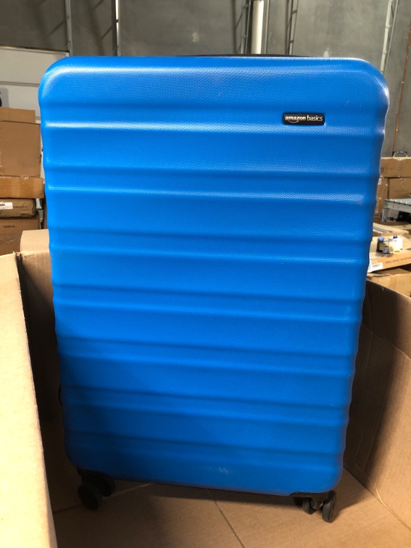 Photo 2 of ***DAMAGED - SEE PICTURES***
Amazon Basics 30-Inch Hardside Spinner, Blue