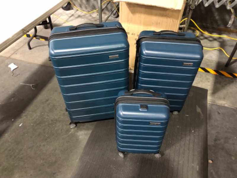 Photo 5 of ***DAMAGED - SEE NOTES***
Samsonite Omni 2 Hardside Expandable Luggage with Spinner Wheels, 3-Piece Set Nova Teal