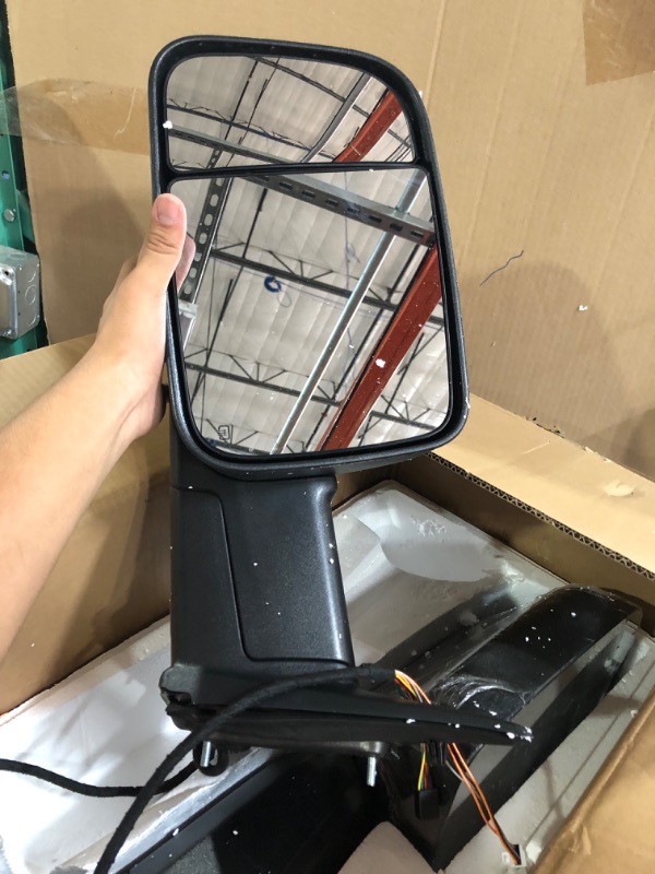 Photo 2 of Towing Mirror for Dodge Ram