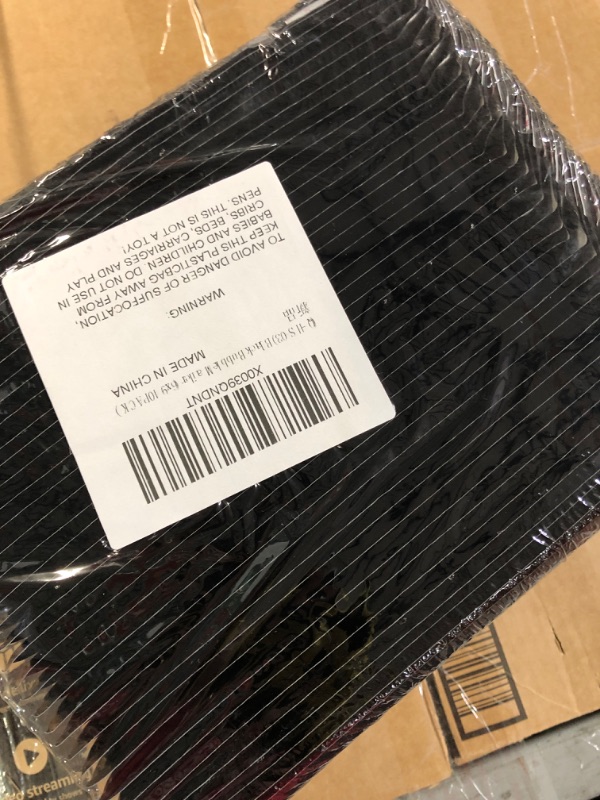 Photo 1 of Metronic 40Pcs Bubble Mailers 8.5x12 ", Black Padded Envelopes,