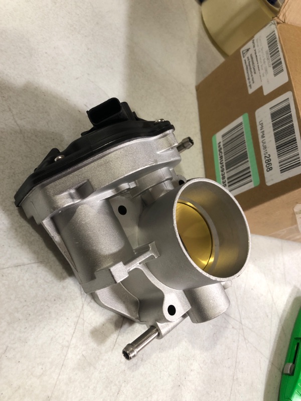 Photo 2 of Standard Motor Products S20025 Electronic Throttle Body