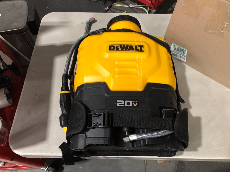 Photo 6 of ***USED - UNTESTED - MISSING PARTS - SEE NOTES***
DEWALT 20V Lithium-Ion Powered Battery Backpack Sprayer