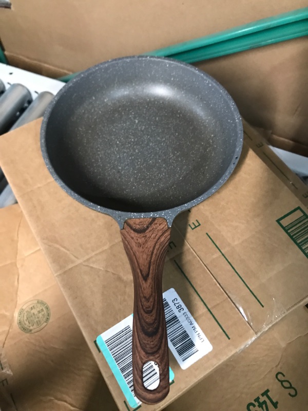 Photo 2 of iRON RiDGE Black Nonstick Frying Pan,Aluminum Alloy Die Cast,Egg Pan Omelet Pan,APEO & PFOA-Free Stone Coating (11 inch)