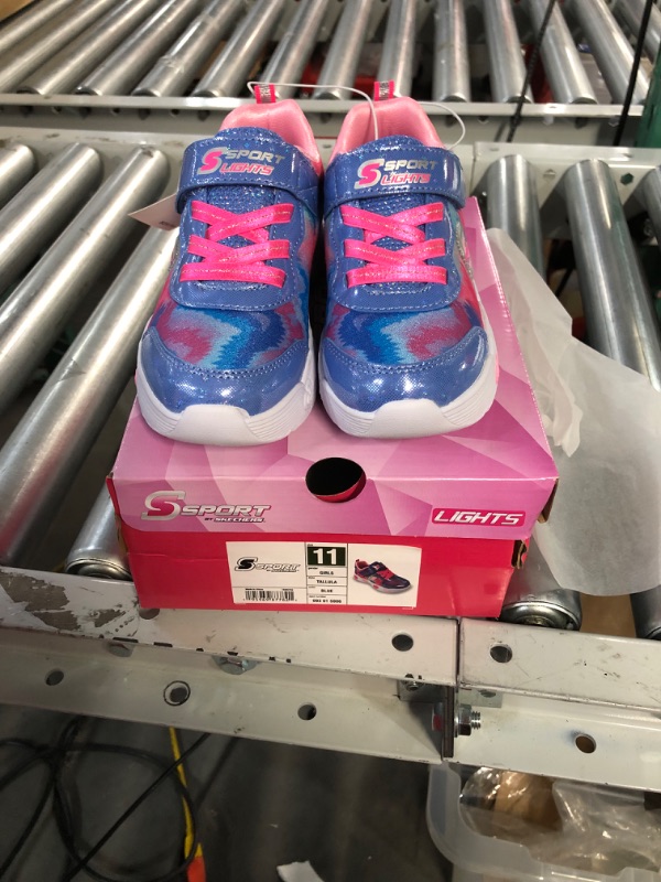 Photo 2 of *STOCK PHOTO FOR REFERENCE* Skechers Unisex-Child Flutter Heart Lights-Simply Sneaker

