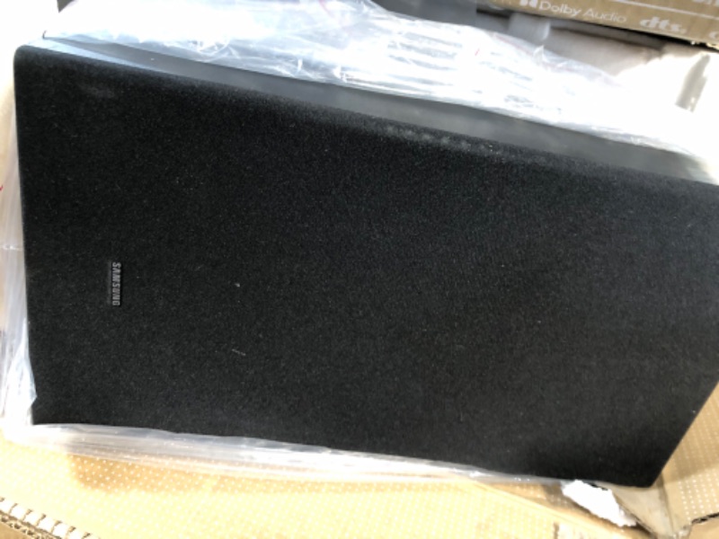 Photo 2 of SAMSUNG HW-B650 3.1ch Soundbar w/Dolby 5.1 DTS Virtual:X, 2022 HW-B650 Soundbar