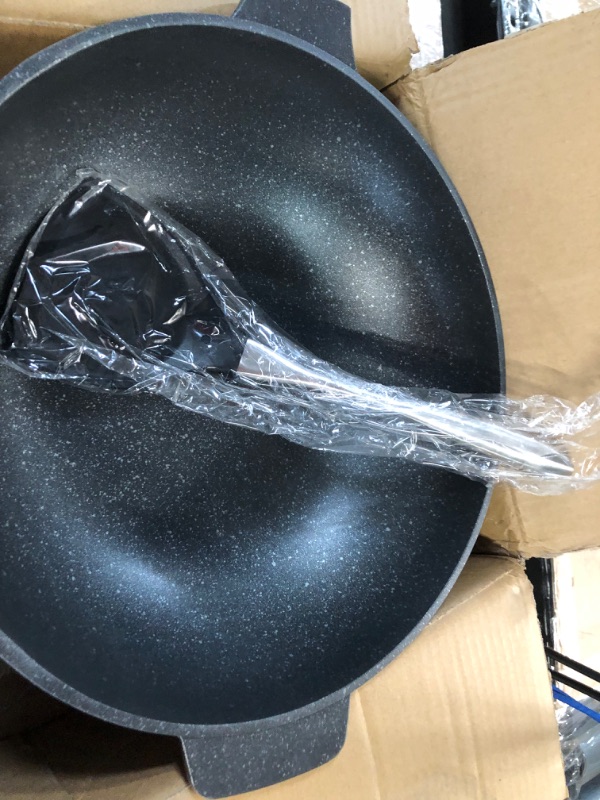 Photo 2 of  Wok Pan Nonstick 12.5 Inch Skillet, Frying Pan with Lid & Spatula 