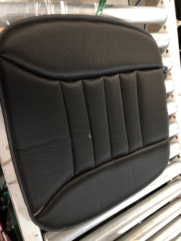 Photo 2 of [USED] MYFAMIREA Car Seat Cushion Pad  (Black)