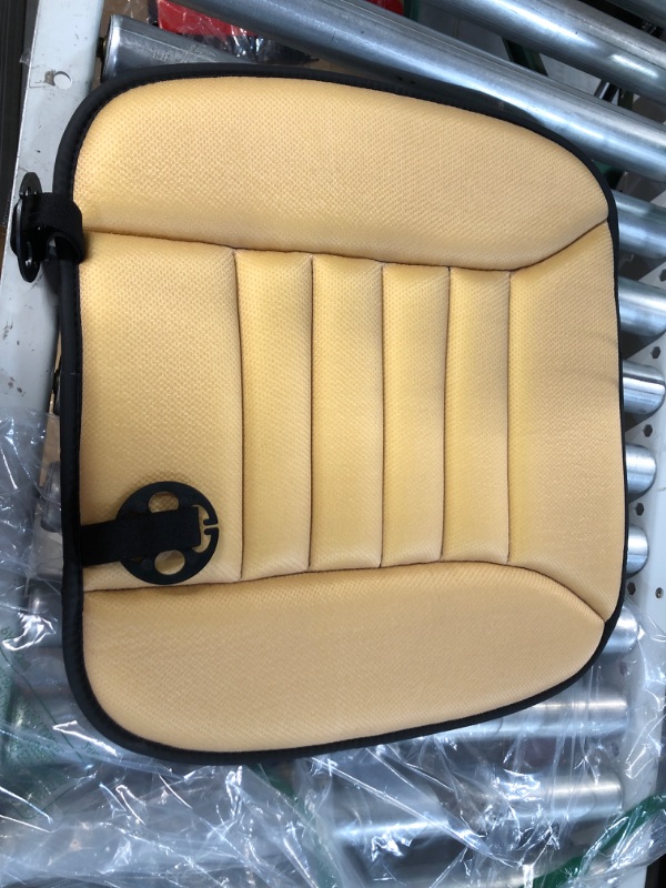 Photo 3 of [USED] MYFAMIREA Car Seat Cushion Pad Comfort Seat BLACK