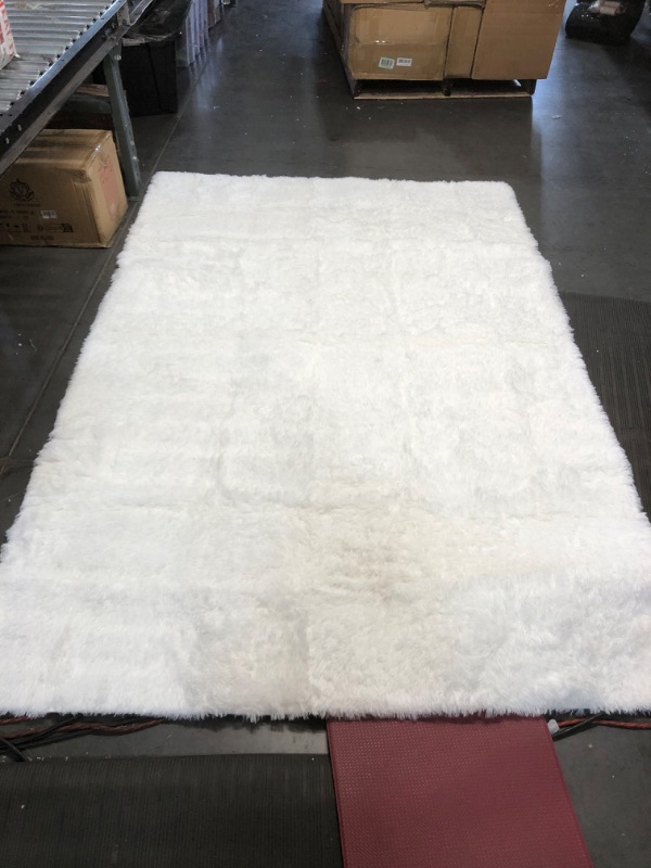 Photo 2 of *USED* FAUX WHITE FUR RUG 