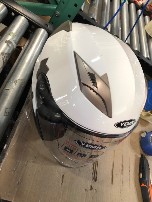 Photo 6 of *Minor Scuff* YEMA YM-627 Motorcycle Open Face Helmet DOT Approved, 3/4 Half Helmet with Sun Visor, White Large