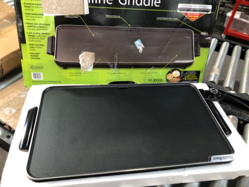 Photo 3 of ** Damaged** Presto 07072 Slimline Griddle, Black, 22"