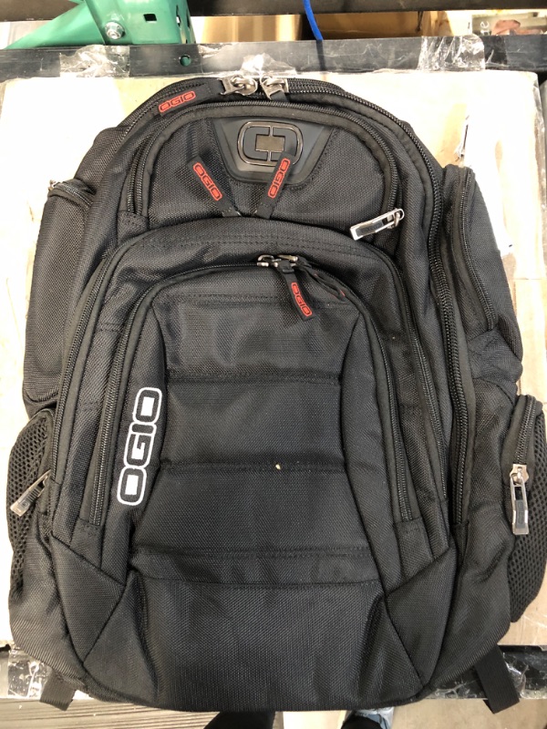 Photo 2 of OGIO Gambit 17 Day Pack, Large, Black Black Large