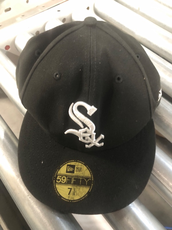 Photo 2 of New Era 59FIFTY Chicago White Sox MLB 2017 Authentic Collection On Field Game Cap Size 7 1/4