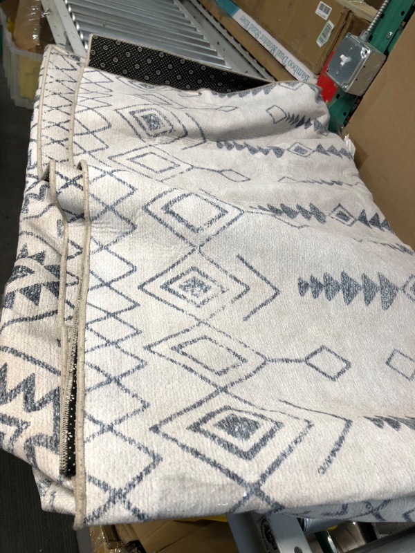 Photo 1 of **USED AND DIRTY**  **SEE PICTURES**  nuLOOM Moroccan Blythe Machine Washable Area Rug Grey 88x112inches