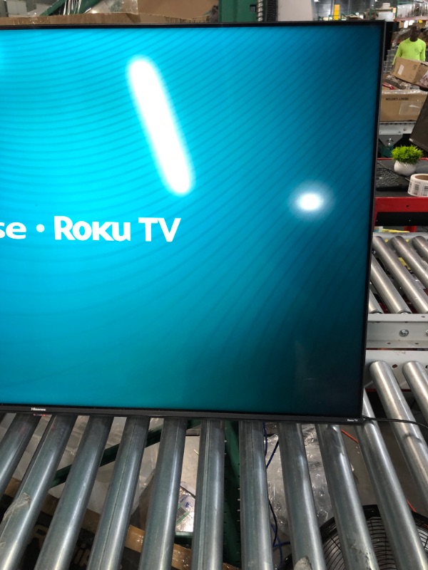 Photo 4 of Hisense 55-Inch Class R6 Series Dolby Vision HDR 4K UHD Roku Smart TV with Alexa Compatibility