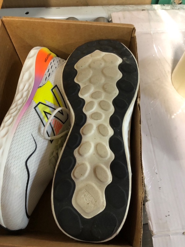 Photo 4 of ***USED***
New Balance Men's Fresh Foam SPT V4 Running Shoe 12 White/Neon Dragonfly