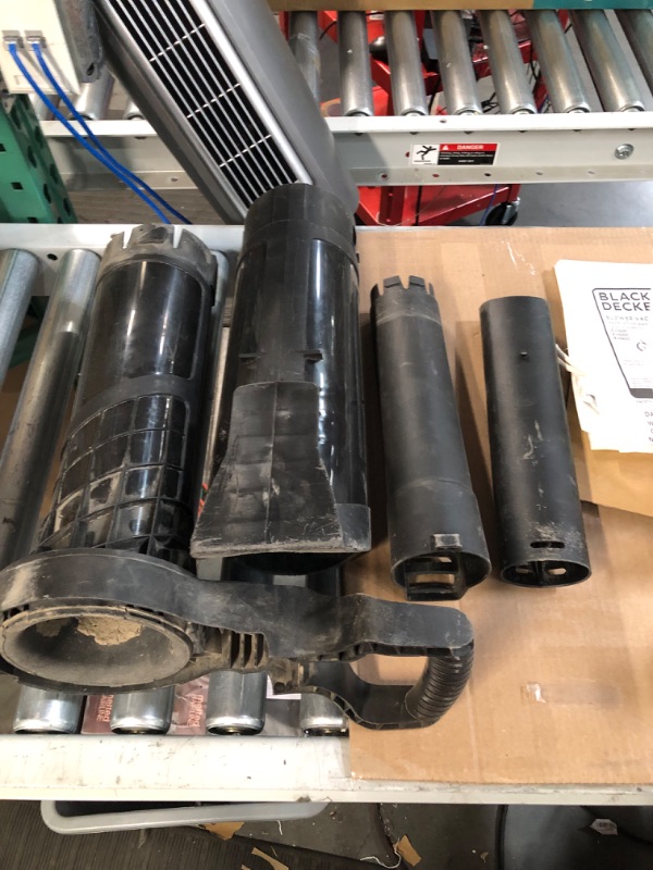 Photo 1 of ***USED-DIRTY***
BLACK+DECKER Leaf Blower & Leaf Vacuum, 3-in-1, 12-Amp, 250-MPH, 400-CFM (BV6000)