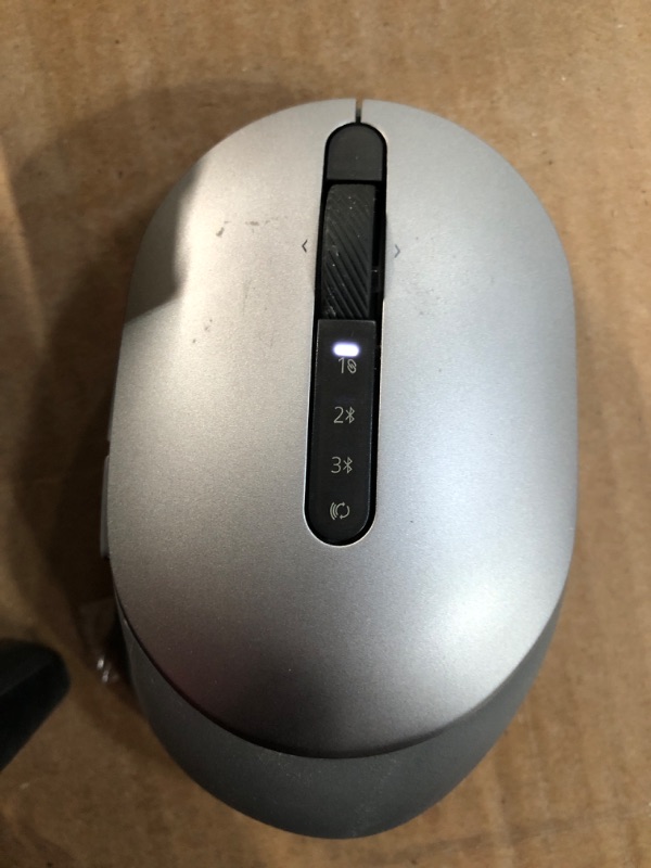 Photo 2 of Mobile Wireless Mouse - MS3320W - Titan Gray