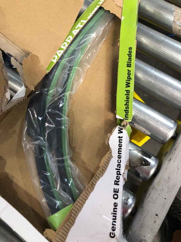Photo 1 of OEM QUALITY 24" + 24" PARRATI Premium All-Season Windshield Wiper Blades (Set of 2) 
