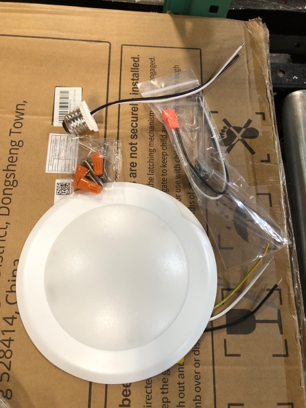 Photo 2 of *SEE NOTES Sunco Lighting 5/6 Inch LED Can Lights Retrofit Recessed Lighting, Smooth Trim, Dimmable, 3000K Warm White, 13W=75W, 965 LM, Damp Rated, Replacement Conversion Kit – UL Energy Star Liste2 Pack