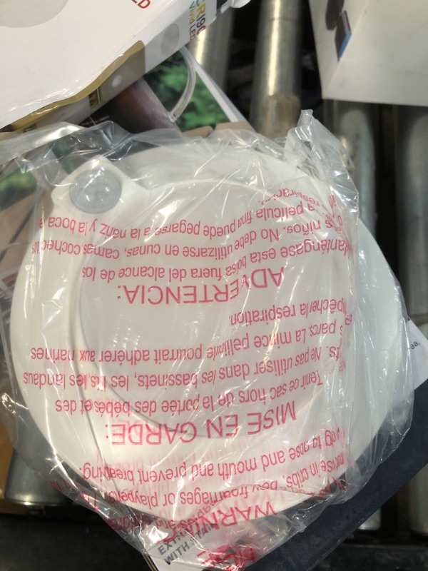 Photo 2 of *see notes CLOUDY BAY Motion Sensor Ceiling Light, 120V CRI90 10W 5000K Bright Day Light,6.5 inch LED Flush Mount Round Lighting Fixture for Garage,Walk-in Closet,Attic,Pantry Wet Location White Finish