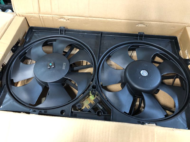 Photo 2 of BOXI 620-004 Dual Radiator A/C Condenser Cooling Fan Assembly for Chrysler Concorde 1993-97 / LHS 1994-97 / New Yorker 1994-96 / for Dodge Intrepid 1993-97 / for Eagle Vision 1993-97 | 4596212 620160