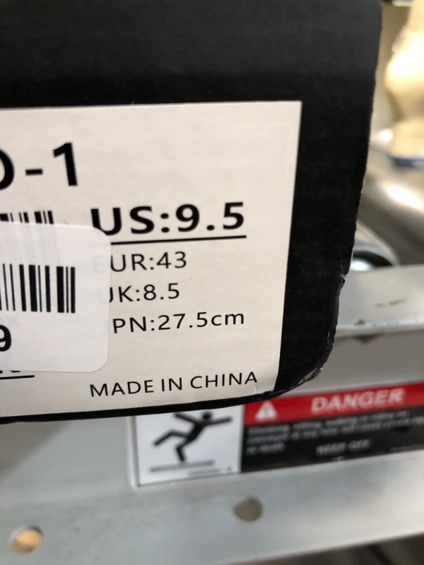 Photo 1 of MENS SHOE