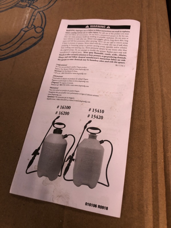 Photo 1 of *SEE NOTES Chapin 16200 Home and Garden Sprayer For Multi-Purpose Use, Light Gray, 2-Gallon