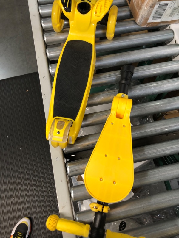 Photo 1 of 3 Wheeled Scooter for Kids - Stand & Cruise Flashing Wheels 