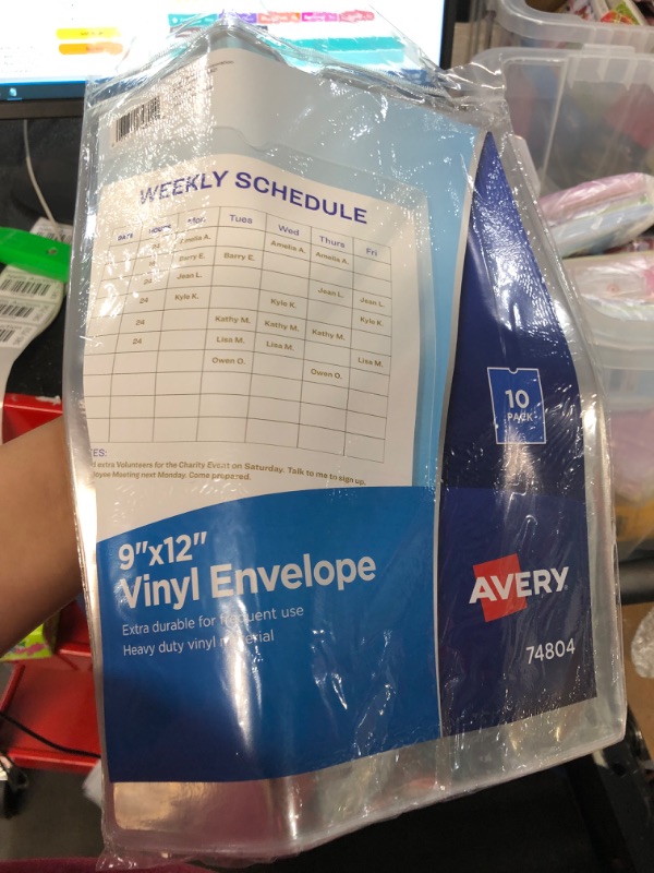 Photo 2 of Avery 74804 Top-Load Clear Vinyl Envelopes w/Thumb Notch, 9” x 12”, Clear (Pack of 10) Vinyl Envelope 9x12 Clear 10 Covers