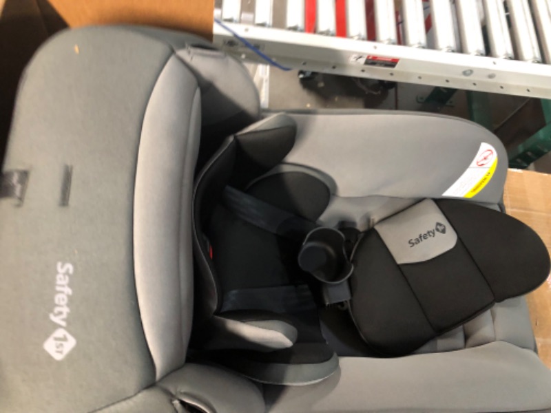 Photo 1 of **USED BUT APPEARS NEW** Safety 1st Jive 2-in-1 Convertible Car Seat,Rear-facing 5-40 pounds and Forward-facing 22-65 pounds, Night Horizon