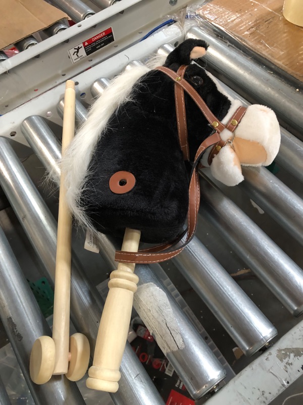 Photo 2 of ++Used but appears new** HollyHOME Outdoor Stick Horse with Wood Wheeless Plush Toy Beige 36 Inches(AA Batteries Required Not Included))