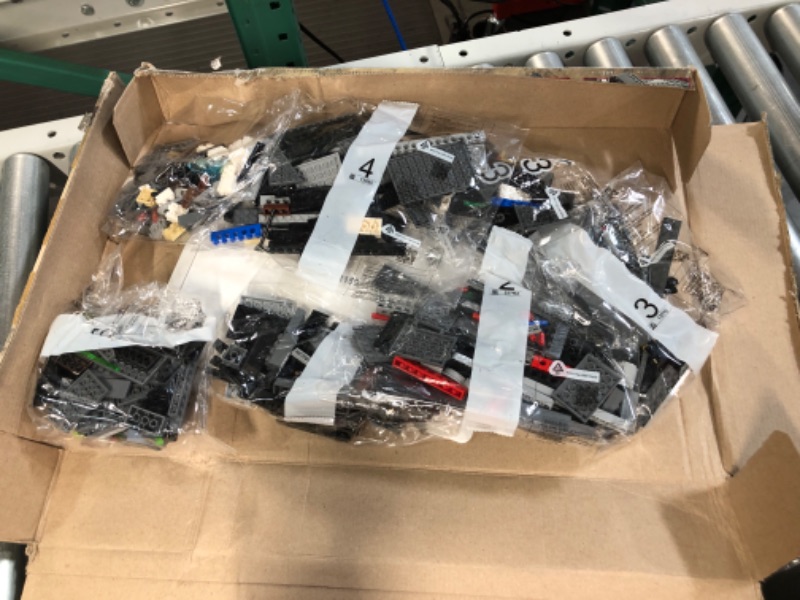 Photo 2 of **MISSING BAGS #1**
LEGO Star Wars The Justifier 75323 Building Toy Set for Kids, Boys, and Girls Ages 9+ (1,022 Pieces) FrustrationFree Packaging