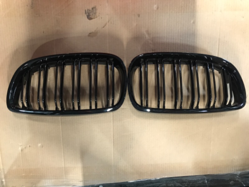 Photo 2 of E92 Grille, ABS Gloss Black Front Replacement Kidney Grill for 3 Series E92 & E93, 2006-2009