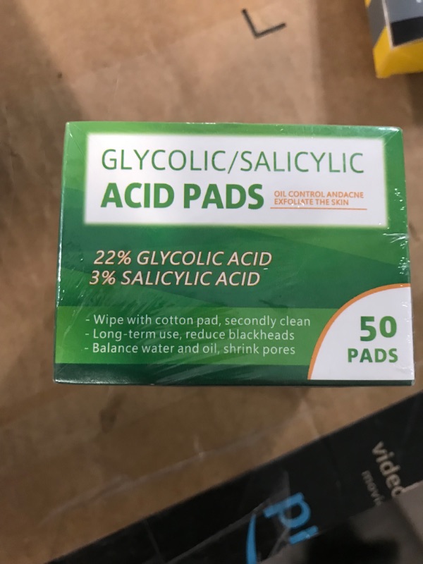 Photo 1 of GLYCOLIC/SALICYLIC ACID PADS ,50 PADS
