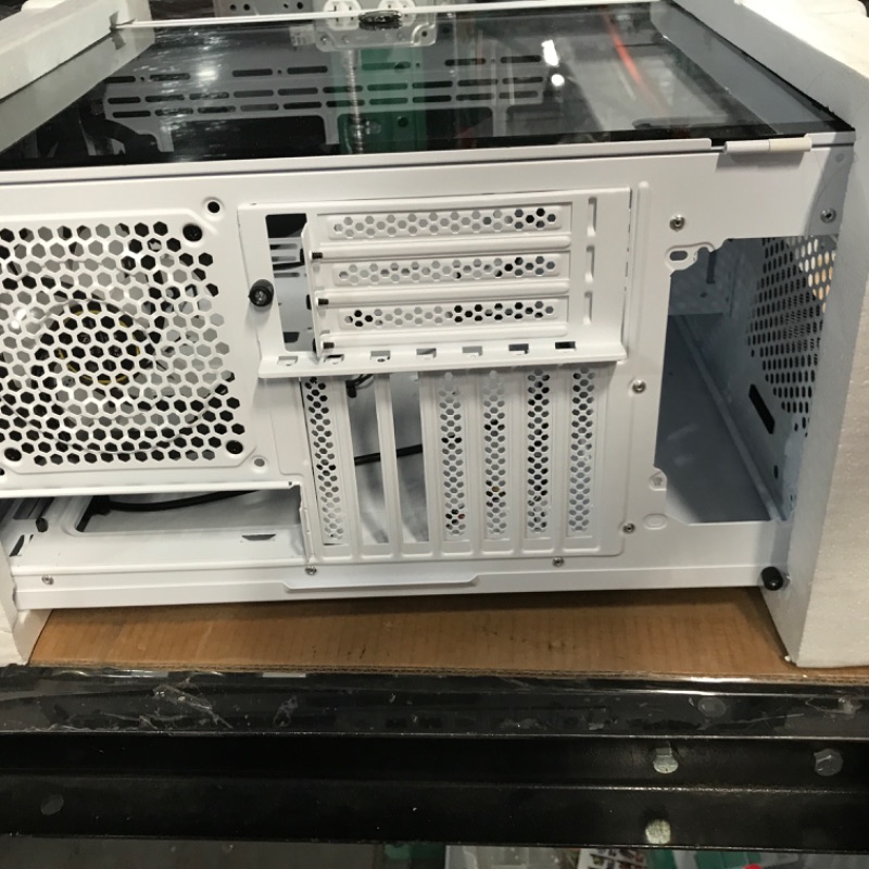 Photo 1 of GAMDIAS ATX Mid Tower Gaming Computer PC Case 