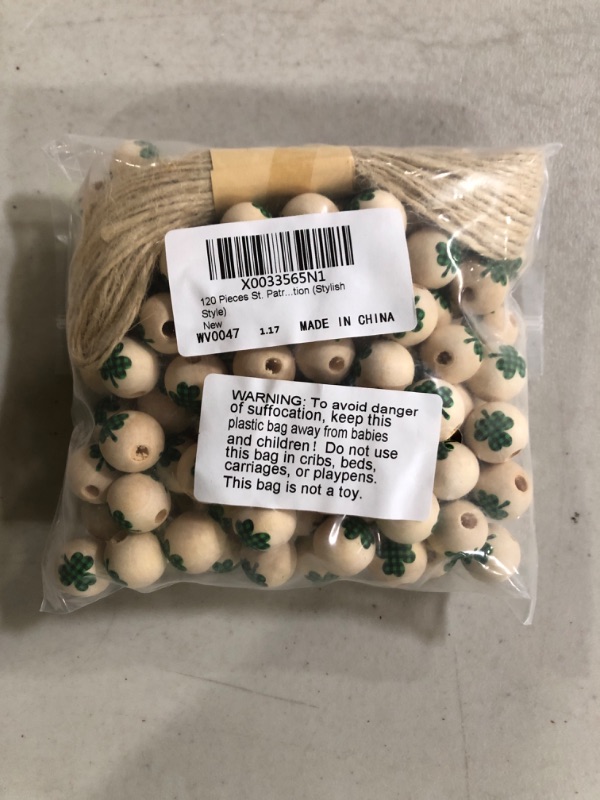 Photo 1 of 120 Pieces of Saint Patrick's Day Beads and Rope